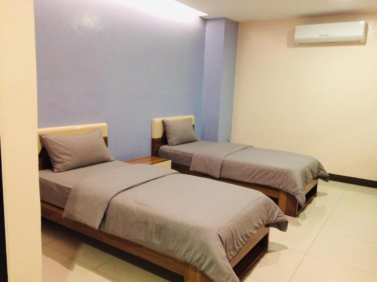 Ybc Grand Hotel Olongapo Zewnętrze zdjęcie