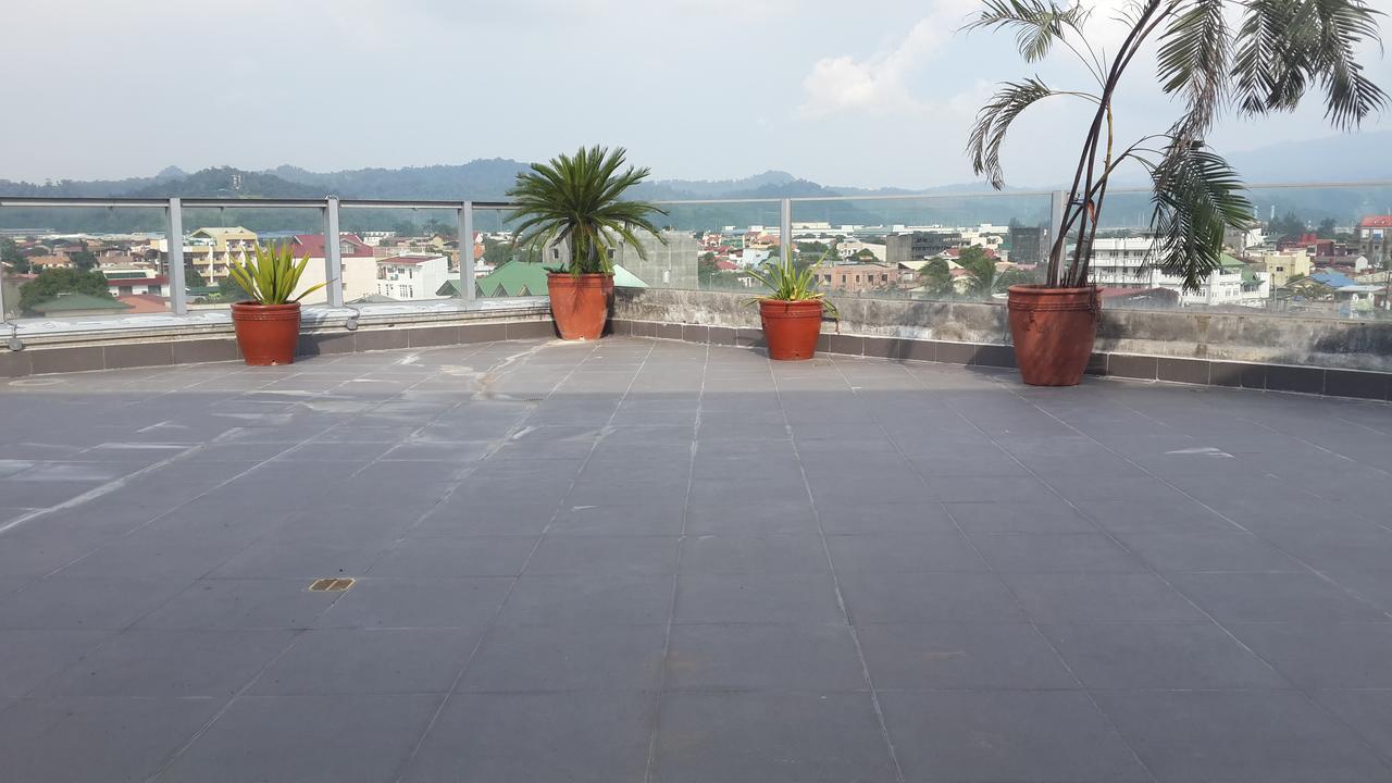 Ybc Grand Hotel Olongapo Zewnętrze zdjęcie