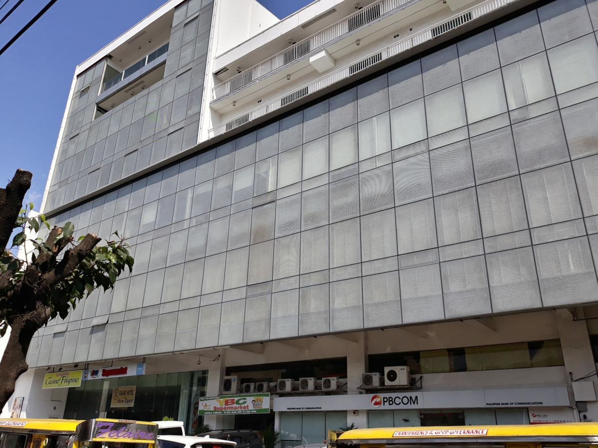 Ybc Grand Hotel Olongapo Zewnętrze zdjęcie